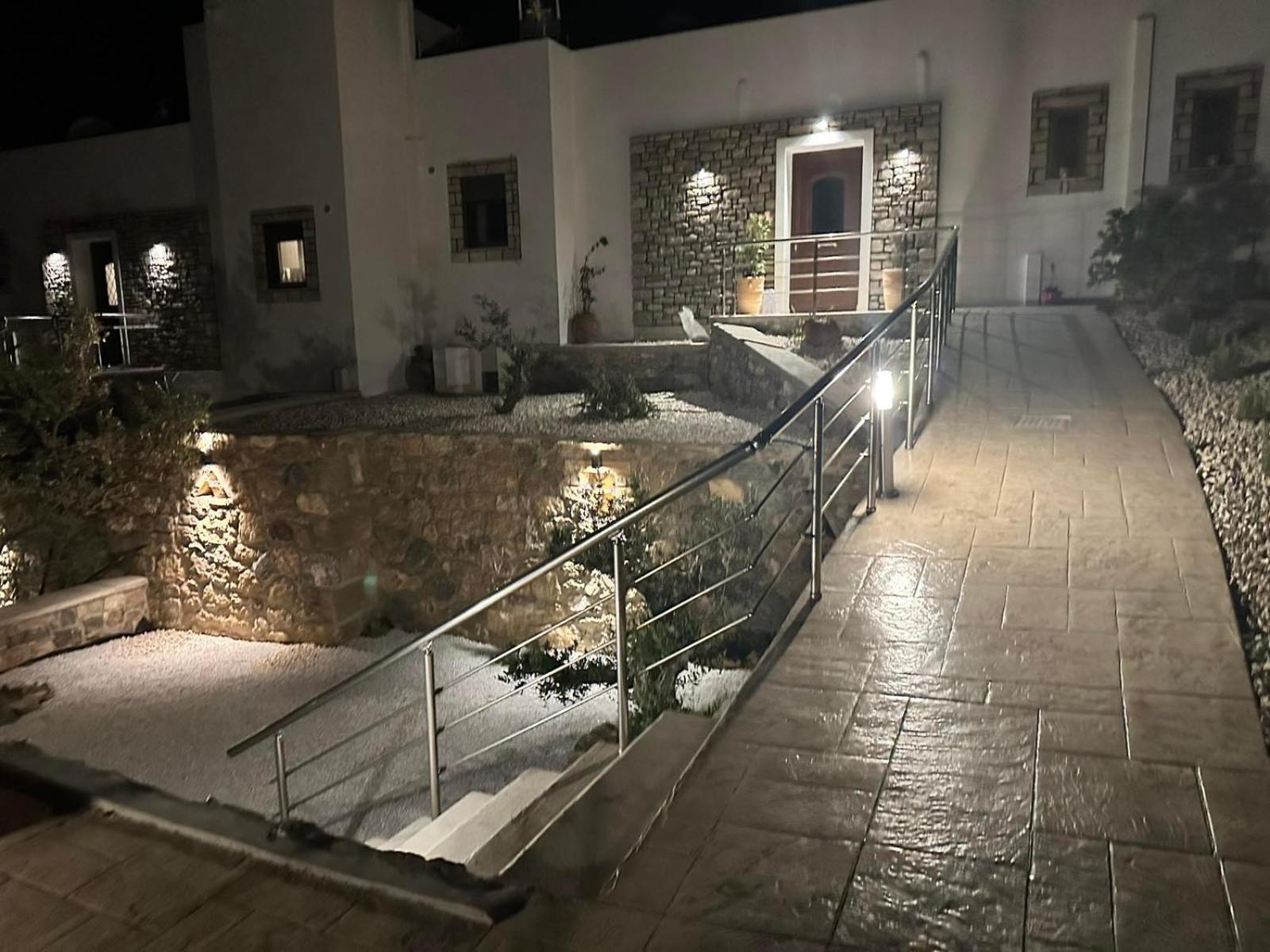 Mediterranean View Villa Makrýgialos Esterno foto
