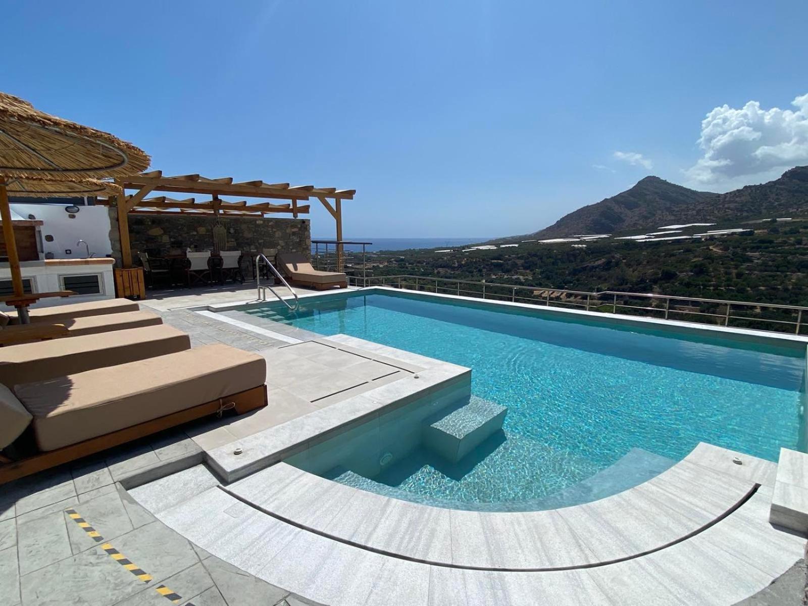 Mediterranean View Villa Makrýgialos Esterno foto