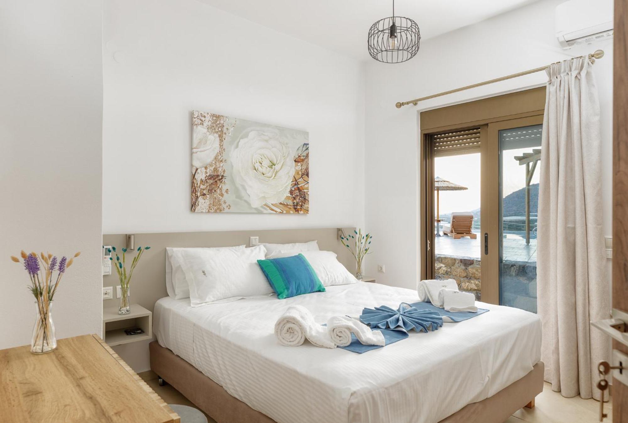 Mediterranean View Villa Makrýgialos Esterno foto