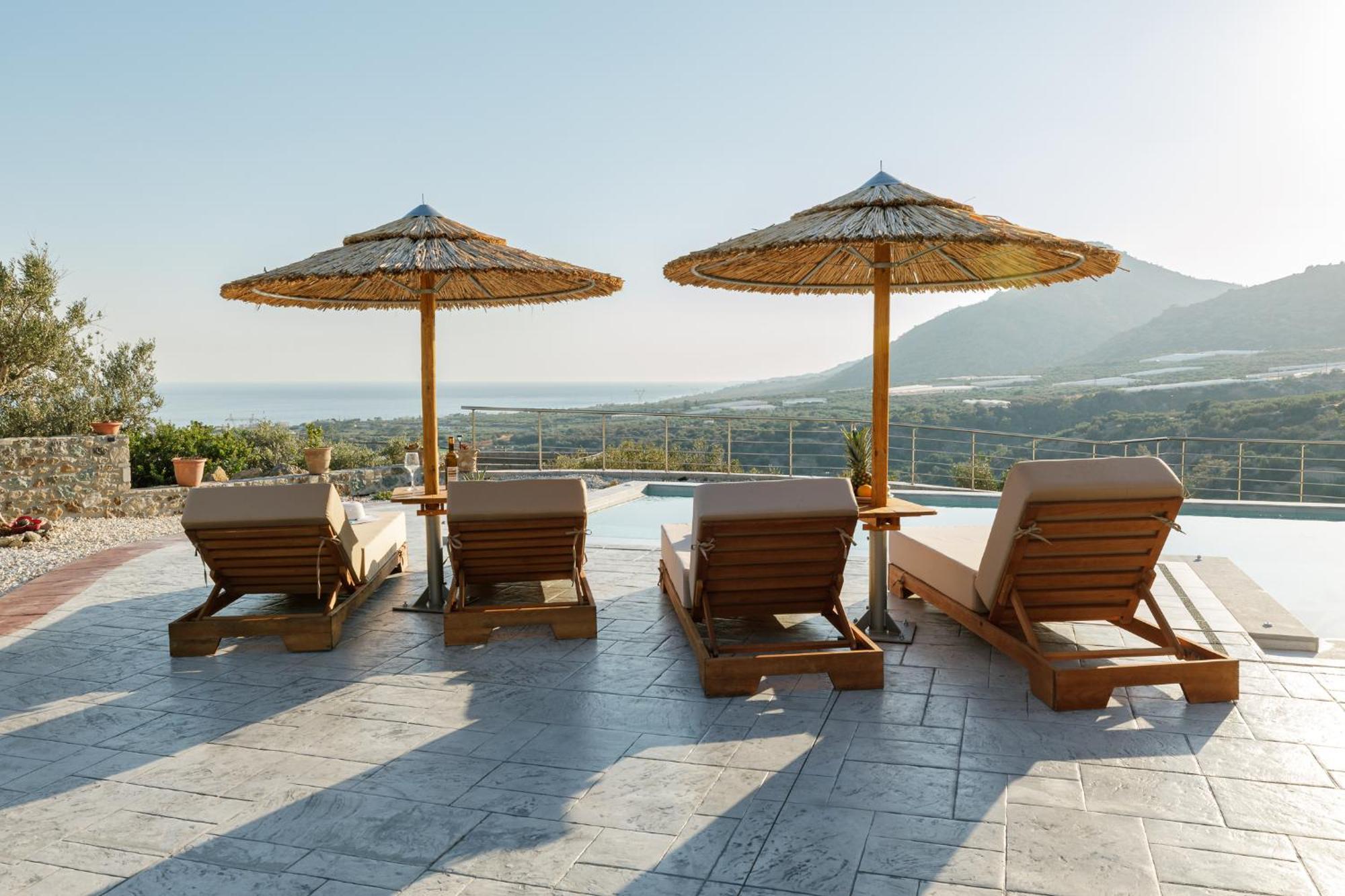 Mediterranean View Villa Makrýgialos Esterno foto
