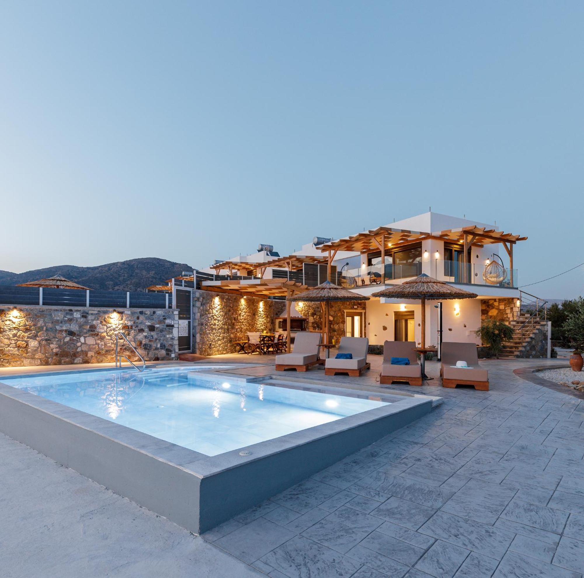 Mediterranean View Villa Makrýgialos Esterno foto